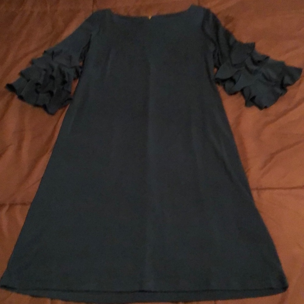 Dress with ruffle sleeves